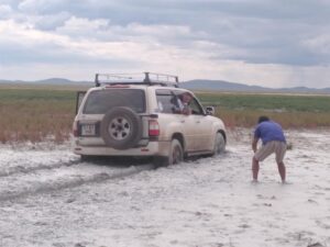 IMG_20220816_112809 - Khulunbuir - Ereen nuur salt lake - sticky mud